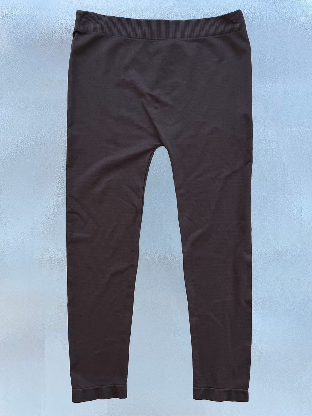YL Fashion Chocolate Brown Capris Tights Leggings ~ Women’s Medium